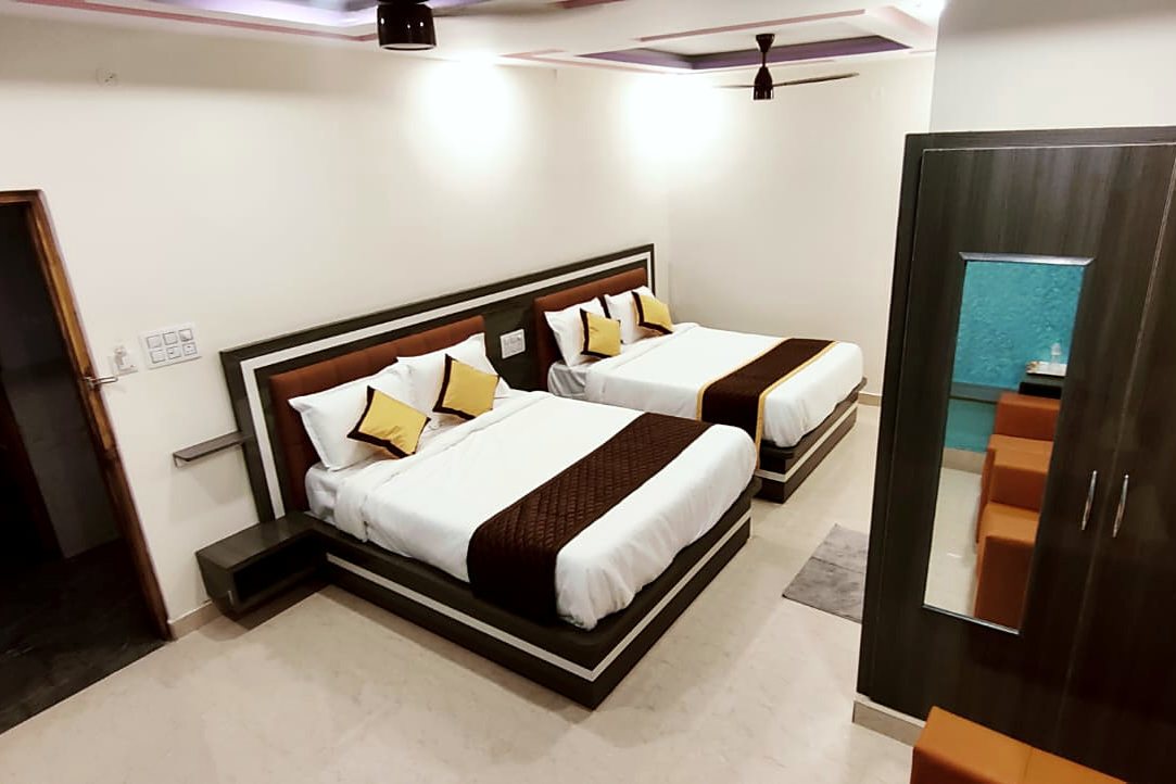 Suite Room beds and wardrobe